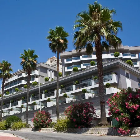 Artplatinum & 4* Benalmadena