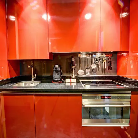 Aparthotel Artplatinum &