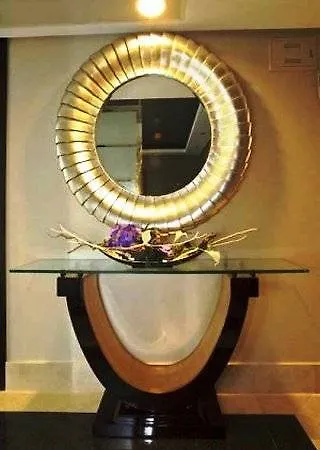 Aparthotel Artplatinum &