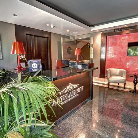Aparthotel Artplatinum & 4*